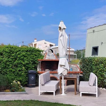 Paramithi Luxury Apartments Nikiti  Eksteriør billede