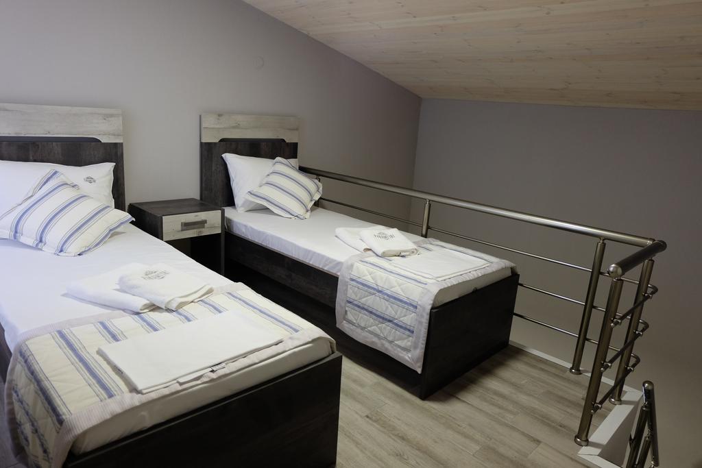 Paramithi Luxury Apartments Nikiti  Eksteriør billede