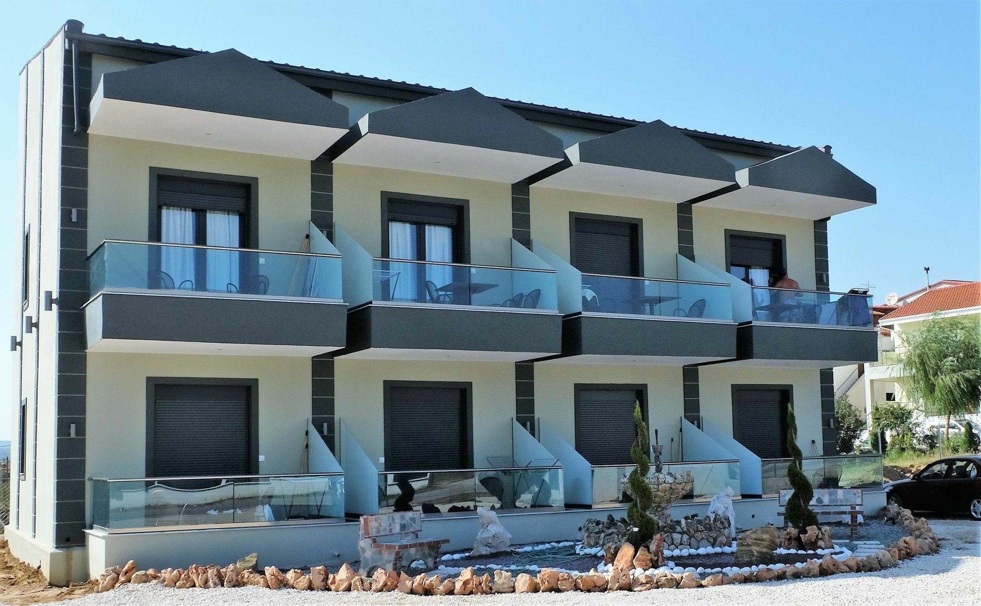 Paramithi Luxury Apartments Nikiti  Eksteriør billede